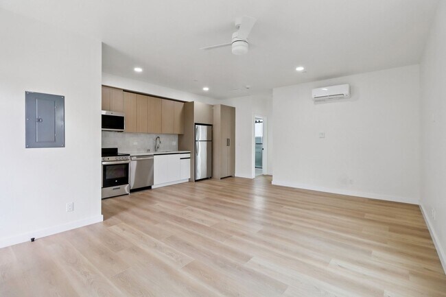 Building Photo - 4456 30th Street - North Parks Elevated Spanish Style Community