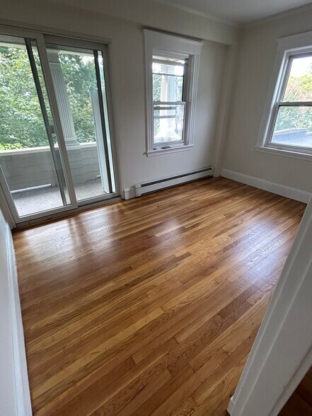 Building Photo - 11 Granite St