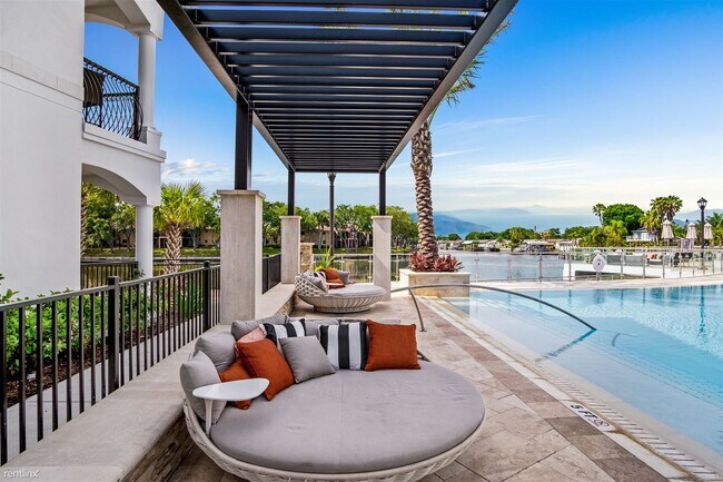 Building Photo - 5365 Harborside Dr