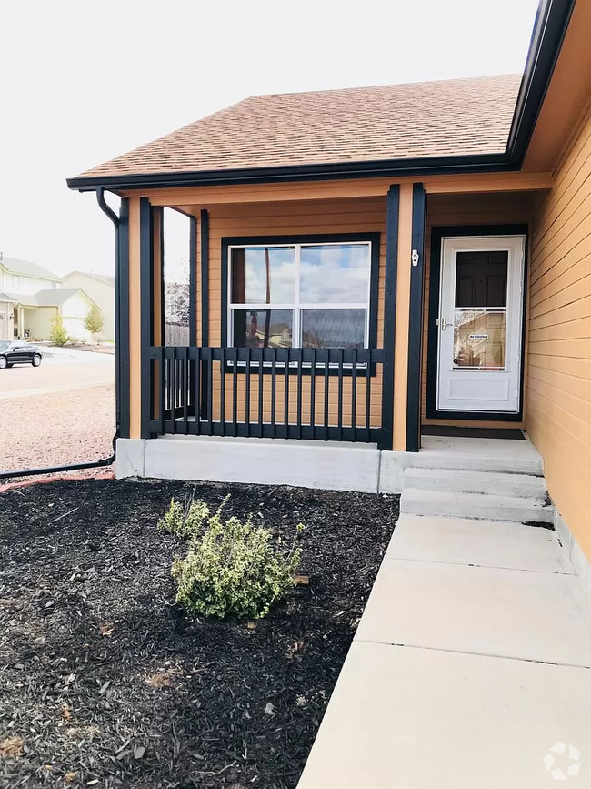 Building Photo - 8097 Parsonage Ln