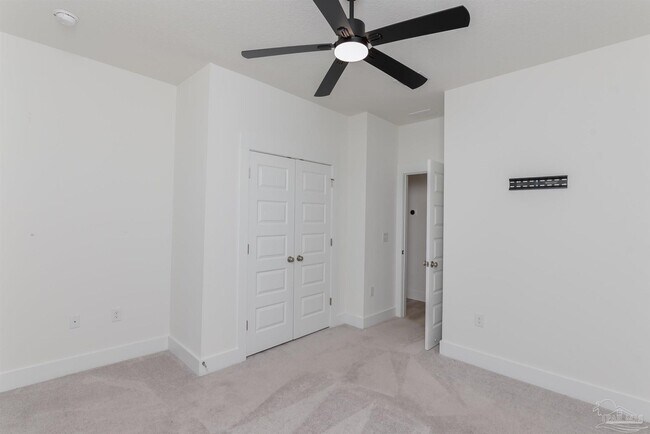 Building Photo - 874 Windhill Dr