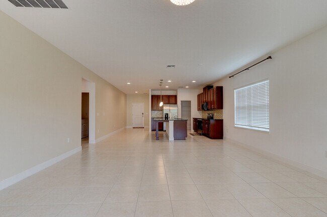 Building Photo - 5563 Estero Loop