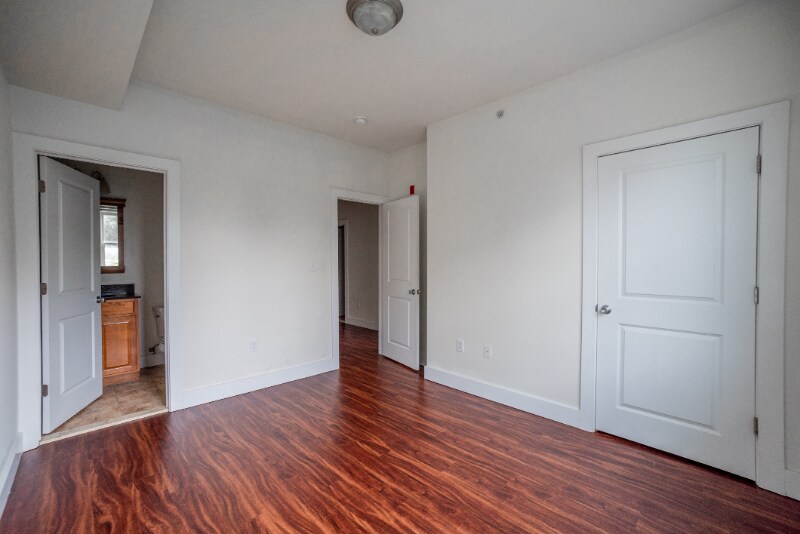 Building Photo - 3518 Spring Garden St