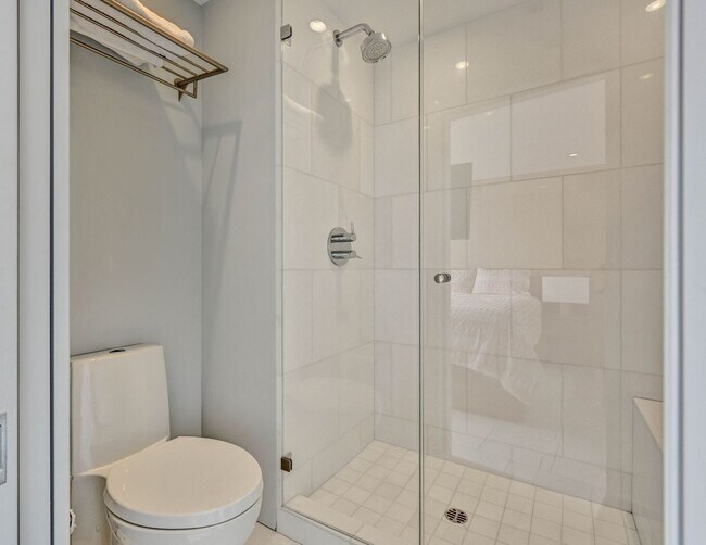 Building Photo - Designer Luxury. Iconic Views. Extraordinary Living.