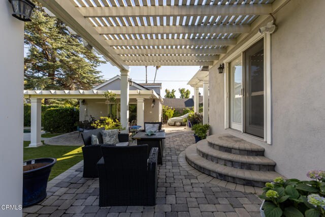 Building Photo - 4816 Indianola Way