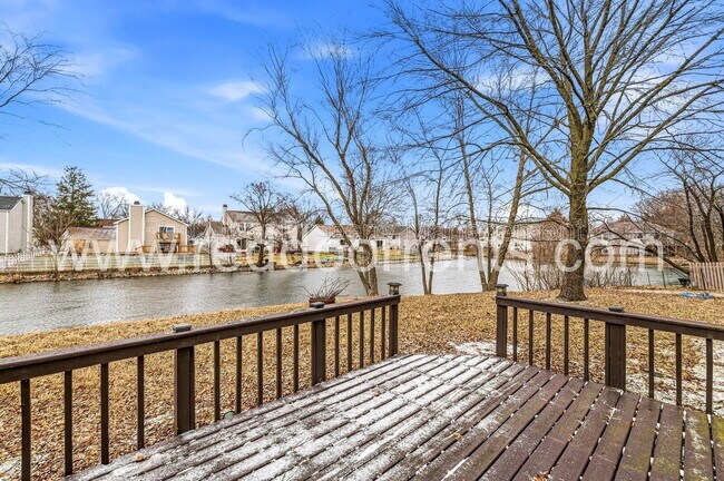 Building Photo - 8029 Cardinal Cove W