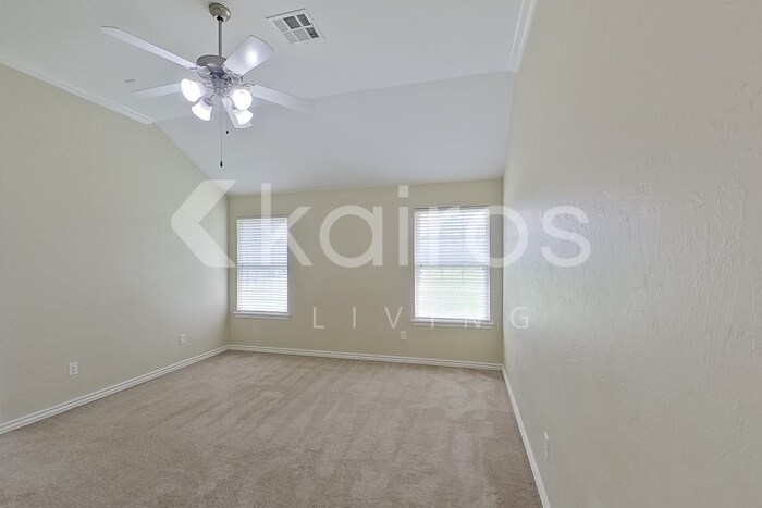 Building Photo - 4209 Snowy Owl Dr