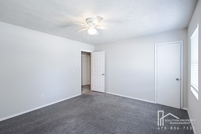 Building Photo - 5740 Old Gordon Rd