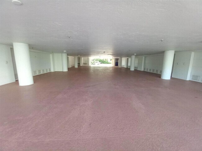 Building Photo - 360 Gulf of Mexico Dr