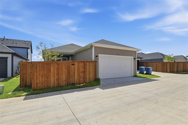 Building Photo - 2524 Ballaster Mdws