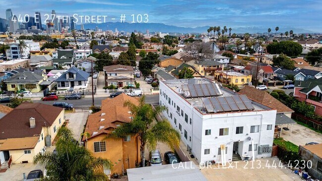 Building Photo - 440 E 27th St