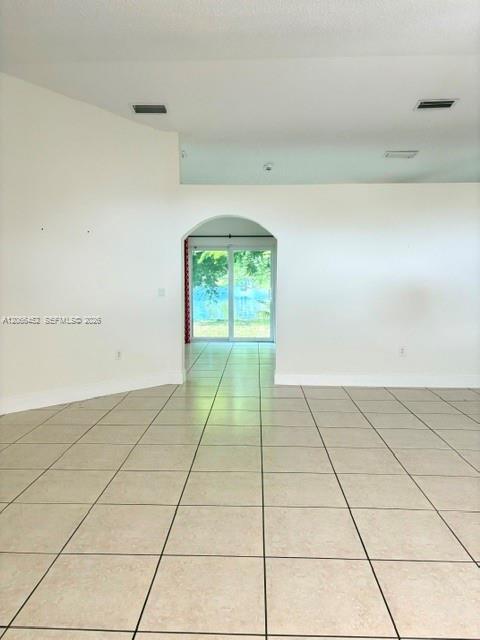 Building Photo - 16850 Crestview Ln
