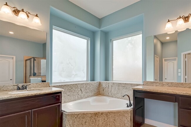 Building Photo - 24922 Florina Ranch Dr