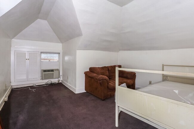 Building Photo - Available for Reservation 2026-27