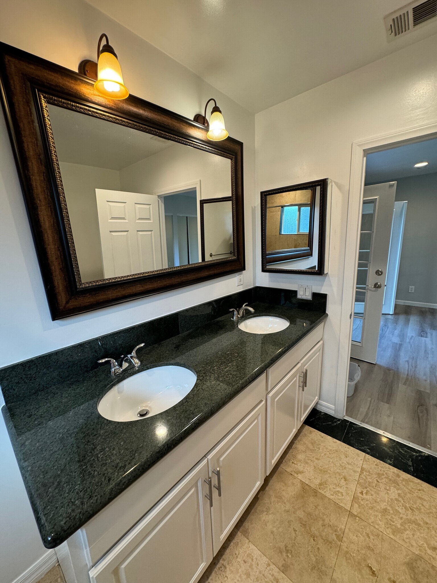 Building Photo - 18043 Martha St