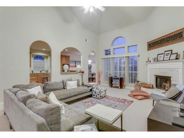 Building Photo - 1402 Vineyard Dr