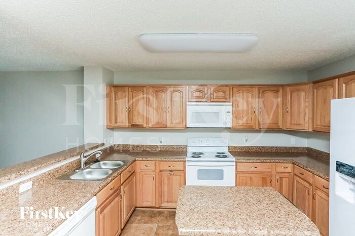 Building Photo - 119 Amber Ridge Dr