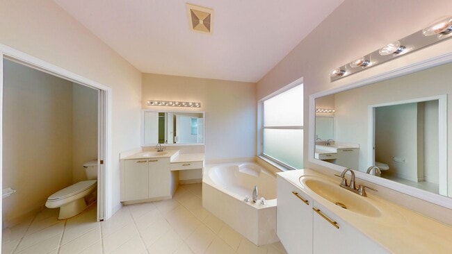 Building Photo - 4BD/2BA Single Family Home in Olympia!!