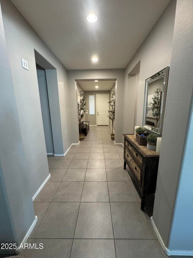 Building Photo - 22505 E Via Las Brisas