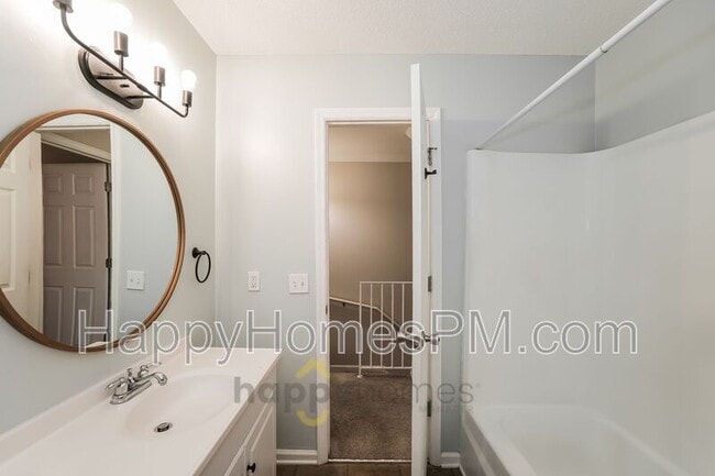 Building Photo - 1721 Boone Hall Dr