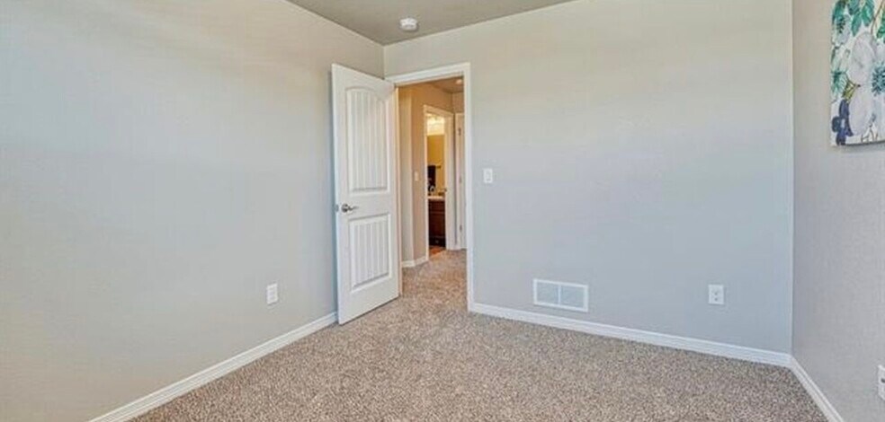 Building Photo - 6793 Galpin Dr