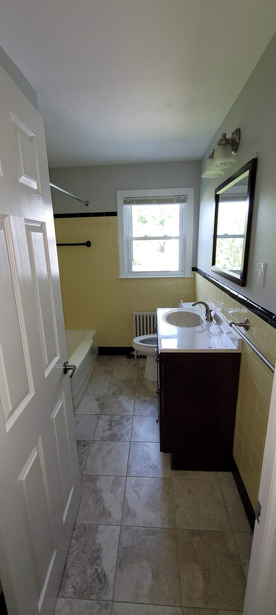 Building Photo - 2520 Madison Ave