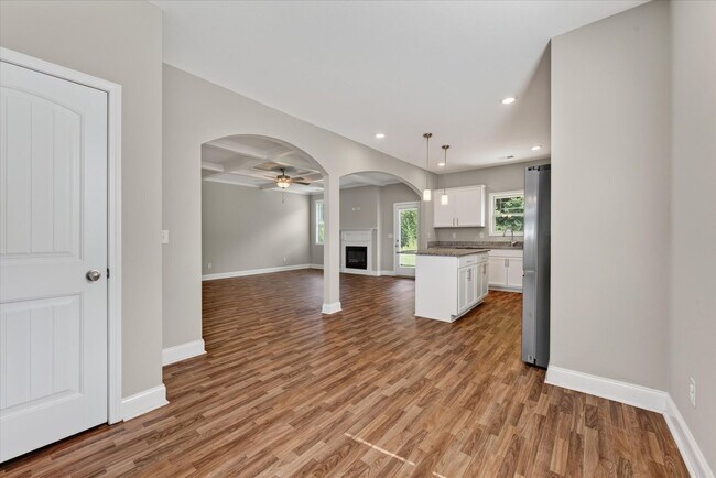 Building Photo - 1196 Black Oak Cir