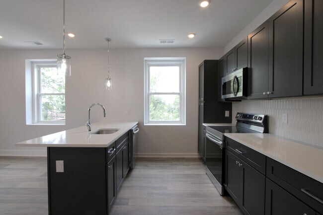Interior Photo - The Allengrove