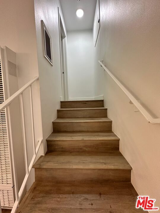 Building Photo - 7314 Variel Ave