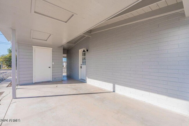 Building Photo - 11107 W Iowa Ave