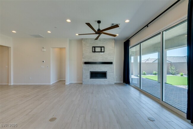 Building Photo - 10973 Krista Leigh Ave
