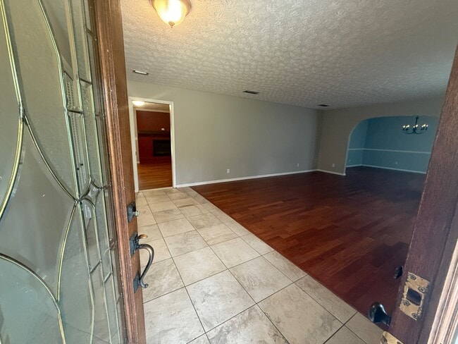 Building Photo - 2374 Stafford Dr