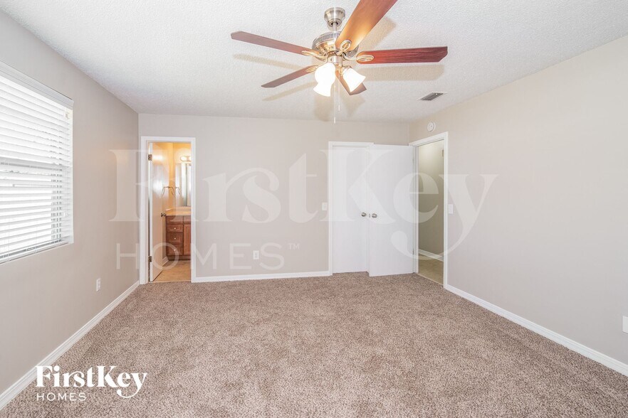 Building Photo - 1746 Cinnamon Dr