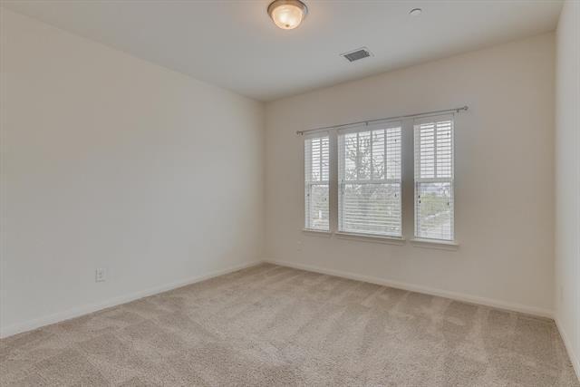 Building Photo - 4064 Washburne Dr