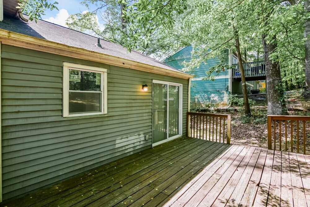 Building Photo - 1879 Corduroy Ct