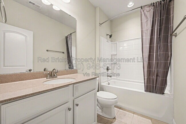 Building Photo - 9659 Camberley Ave NW