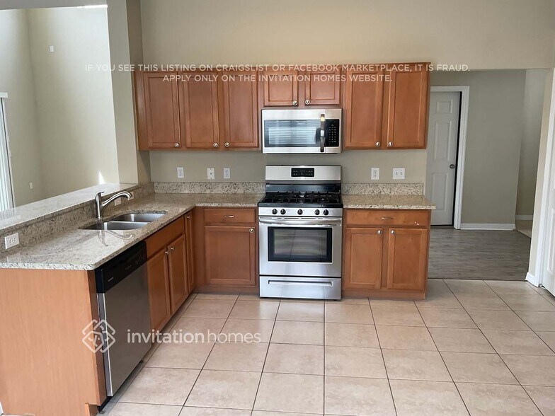 Building Photo - 6226 Blue Runner Ct