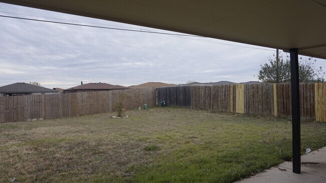 Building Photo - 4304 Sand Dollar Dr