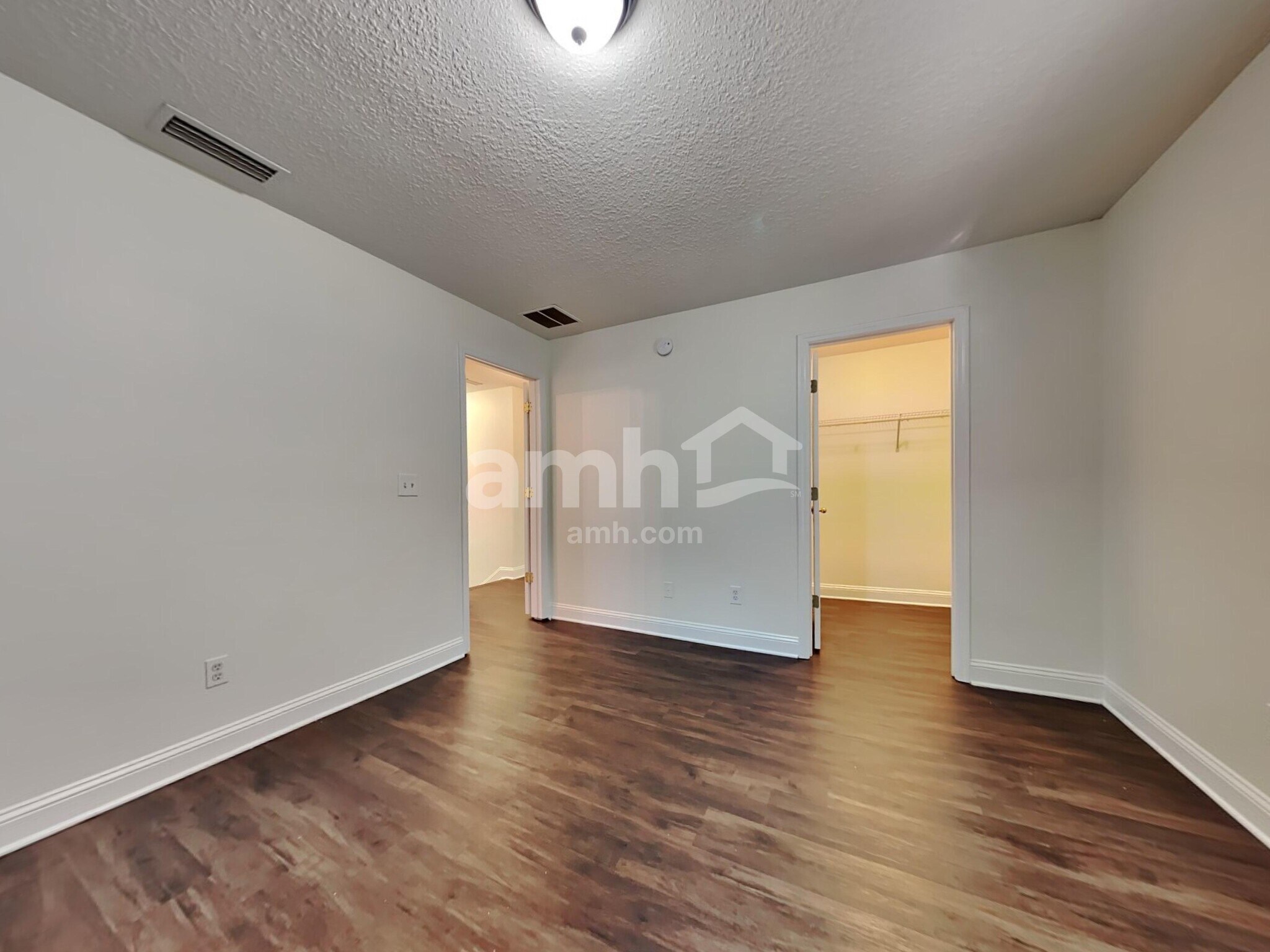 Building Photo - 2510 Victoria Point Dr