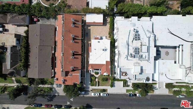 Building Photo - 865 S Lucerne Blvd