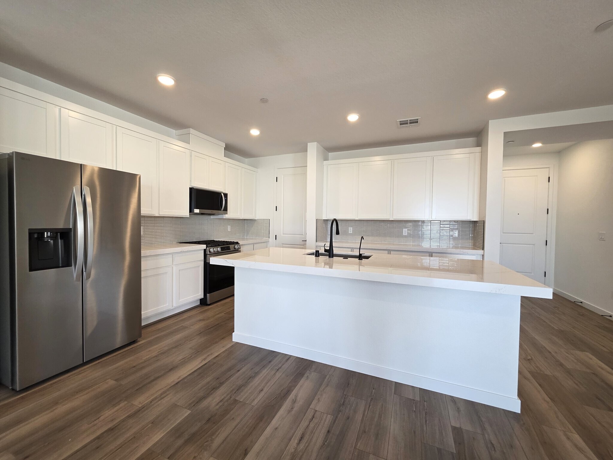 Building Photo - 10113 Sequoia Fls Pl