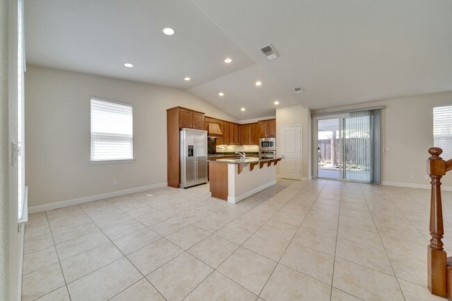 Building Photo - 10129 Bay Harbor Dr