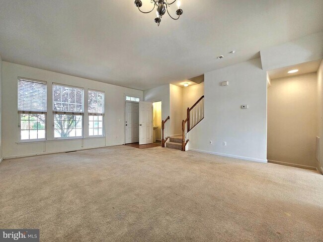 Building Photo - 15328 Elizabeth Burbage Loop