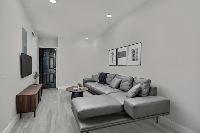 Building Photo - 412 Federal St