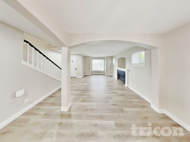 Building Photo - 14657 SE Natalya St