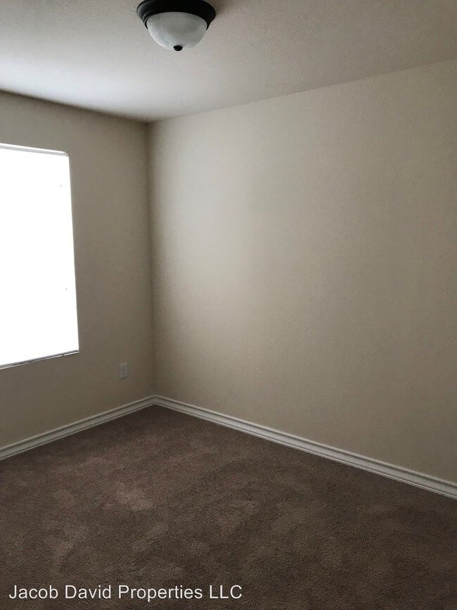 Building Photo - 6339 Melanzane Ave