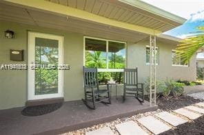 Building Photo - 1532 NE 39th St