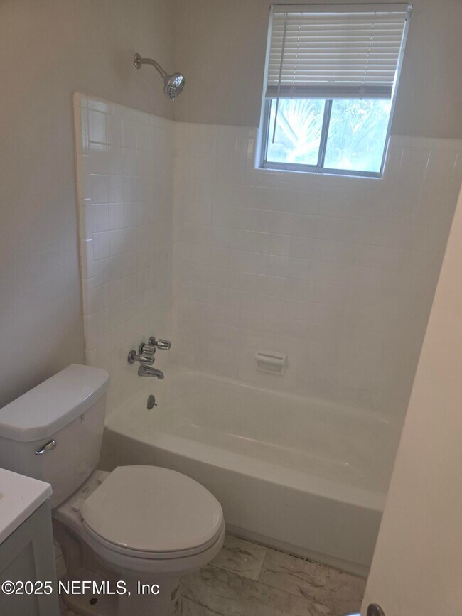 Building Photo - 3139 Searchwood Dr