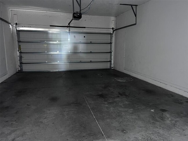 Building Photo - 6536 S Goldenrod Rd