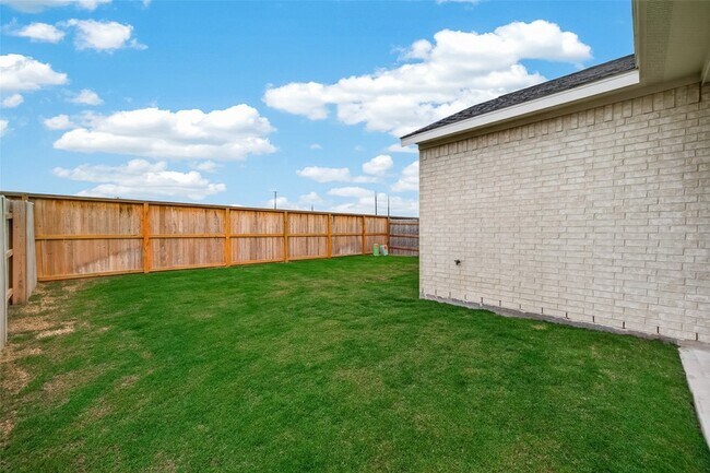 Building Photo - 7327 Blue Gentiana Ln